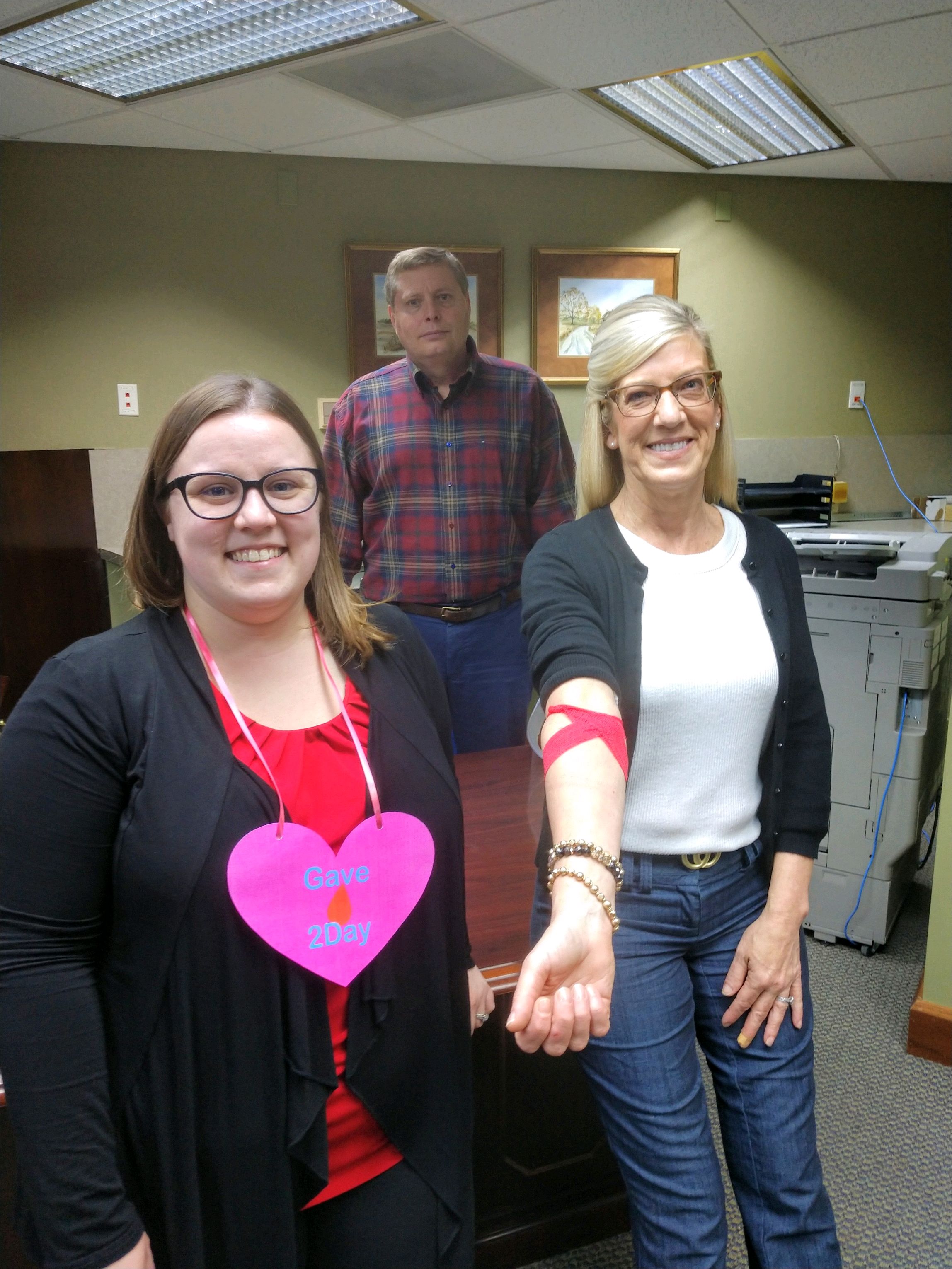 Volunteer blood donors that work at Durden